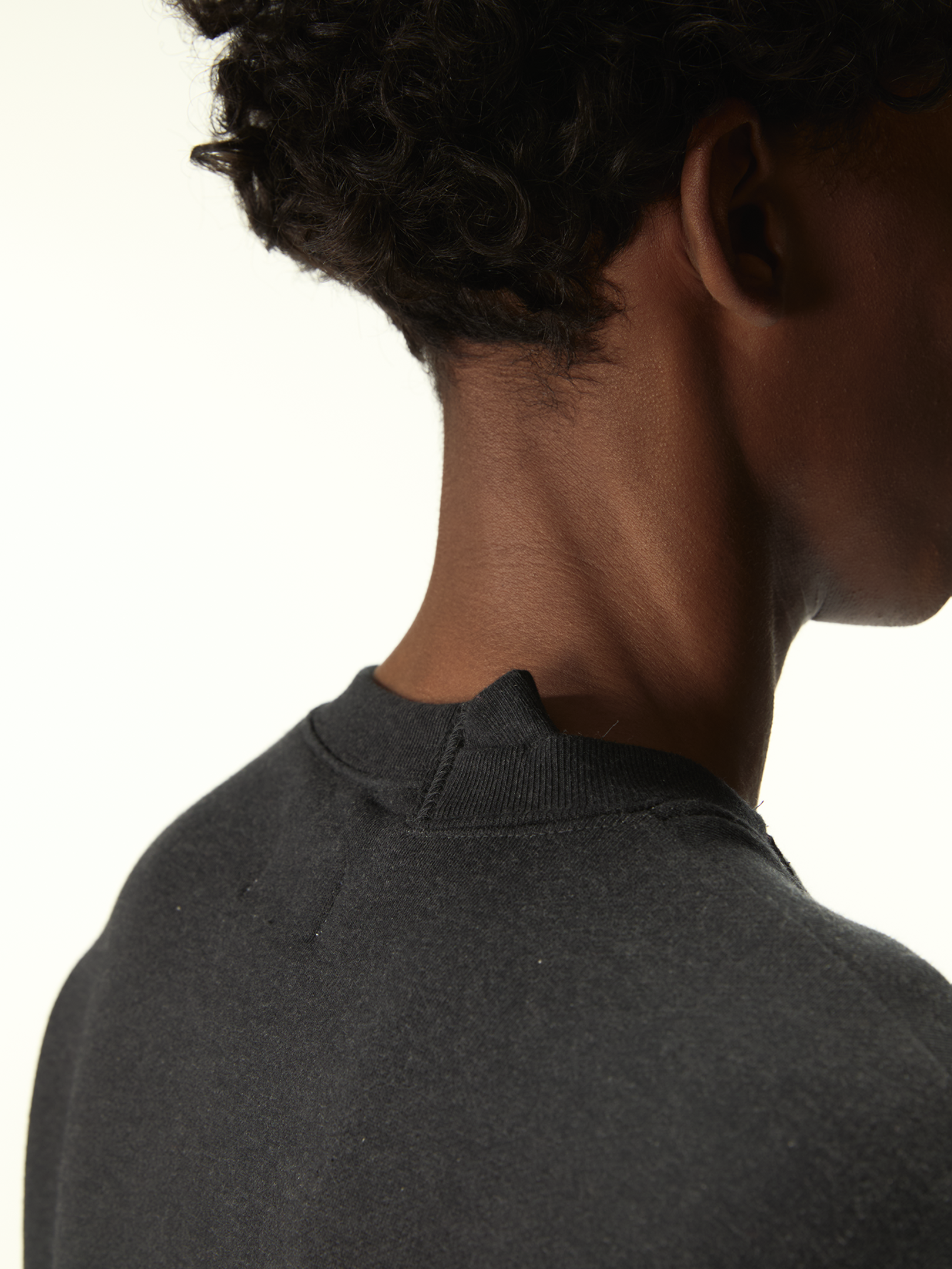 Polisportiva Crewneck Off Black - Magliano